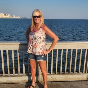 Meet your Posher, Taryn